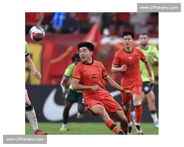 实时足球赛事直播：精彩对决一触即发，快来与我们一起见证胜负之争